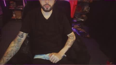 Snapshot of beastbxy chatting on 11-07-25, 07:58 beast bxy online show from 11-07-25, 07:58