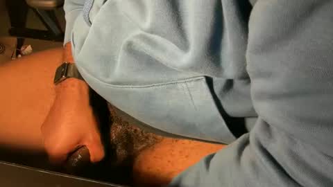 beasy2 online show from 11-13-25, 04:17