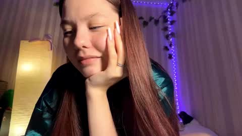 Snapshot of beataschielke chatting on 02-16-26, 12:01 Bella online show from 02-16-26, 12:01