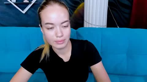 Snapshot of beatrice33 chatting on 08-09-26, 03:34 alexa online show from 08-09-26, 03:34