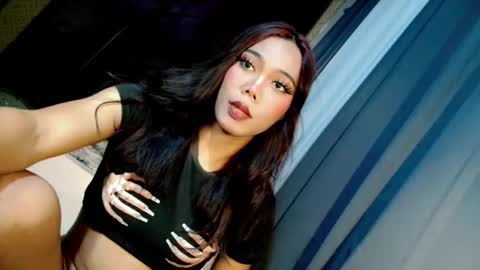 Snapshot of beatrice_luna chatting on 05-28-26, 05:32 beatrice_luna online show from 05-28-26, 05:32