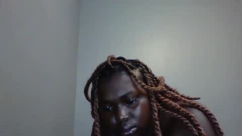 Snapshot of beautie699392 chatting on 03-06-25, 06:30 Lil stunner online show from 03-06-25, 06:30