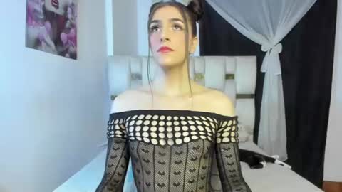 Valeria online show from 07-19-26, 01:09