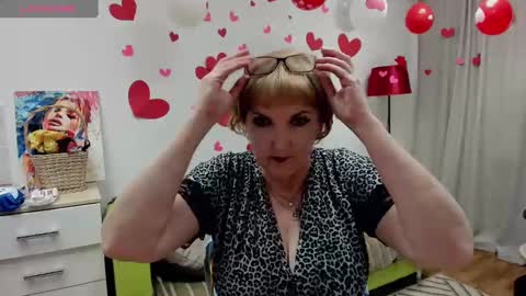 your Lana online show from 02-08-25, 09:35