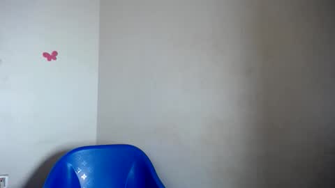 Snapshot of beautiful_moanna chatting on 04-17-26, 08:01 moanna online show from 04-17-26, 08:01