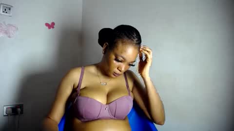 Snapshot of beautiful_moanna chatting on 04-21-26, 08:34 moanna online show from 04-21-26, 08:34