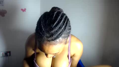 Snapshot of beautiful_moanna chatting on 05-25-26, 07:42 moanna online show from 05-25-26, 07:42