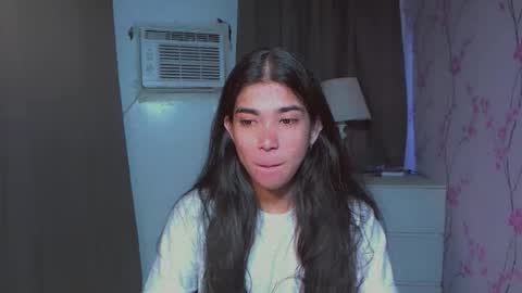 TRIXIE online show from 03-18-26, 02:58