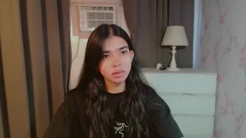 TRIXIE online show from 04-13-26, 02:17