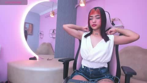 Snapshot of beautty_woman_ chatting on 05-01-26, 07:07 Sara online show from 05-01-26, 07:07