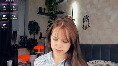 Snapshot of beauty_future chatting on 01-23-25, 01:35 Nicole online show from 01-23-25, 01:35