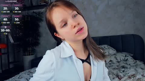 Snapshot of beauty_future chatting on 01-26-25, 11:39 Nicole online show from 01-26-25, 11:39