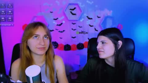 Snapshot of beauty_ginger chatting on 11-01-25, 10:28 beauty_ginger online show from 11-01-25, 10:28