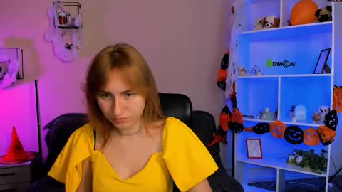 Snapshot of beauty_ginger chatting on 11-04-25, 09:41 beauty_ginger online show from 11-04-25, 09:41