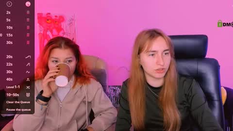 Snapshot of beauty_ginger chatting on 11-18-25, 10:09 beauty_ginger online show from 11-18-25, 10:09