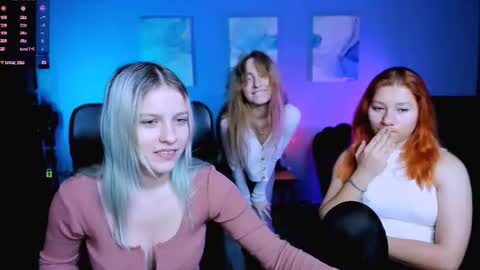 Snapshot of beauty_ginger chatting on 11-21-25, 09:52 beauty_ginger online show from 11-21-25, 09:52