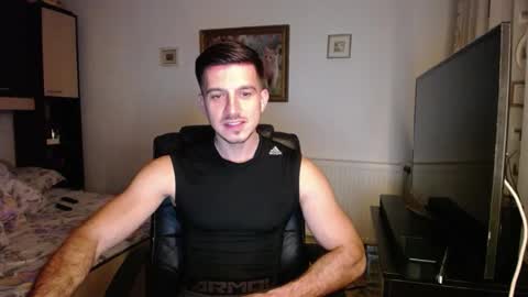 Mia and Jake online show from 11-14-25, 04:06