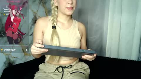 Snapshot of beauty_lana18 chatting on 07-26-26, 12:19 lana online show from 07-26-26, 12:19