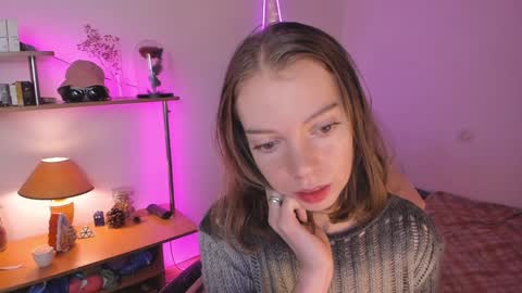 Eliise online show from 12-13-24, 02:27