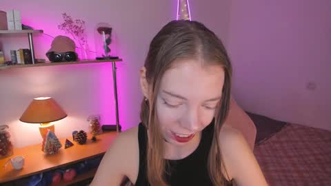 Eliise online show from 12-16-24, 07:58