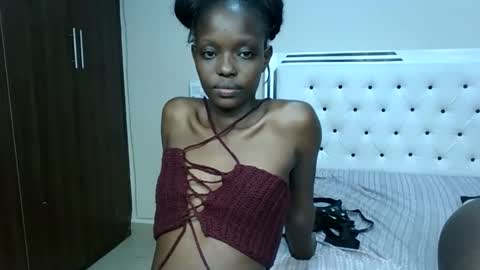 Snapshot of beautyful_disaster chatting on 09-22-25, 11:18 Beautyful Disaster online show from 09-22-25, 11:18