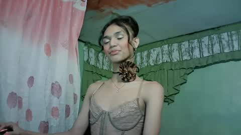 Snapshot of beautyhotasia123 chatting on 12-30-24, 02:40 beautyhotasia123 online show from 12-30-24, 02:40