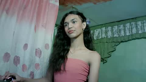 Snapshot of beautyhotasia123 chatting on 01-09-25, 08:22 beautyhotasia123 online show from 01-09-25, 08:22