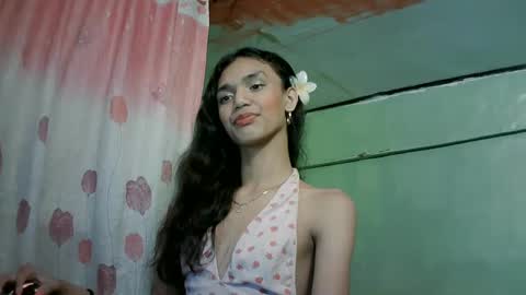 Snapshot of beautyhotasia123 chatting on 01-15-25, 05:05 beautyhotasia123 online show from 01-15-25, 05:05