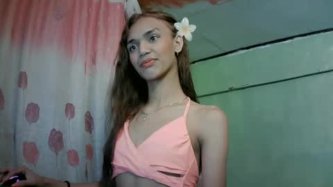 Snapshot of beautyhotasia123 chatting on 01-24-25, 09:06 beautyhotasia123 online show from 01-24-25, 09:06