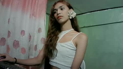 Snapshot of beautyhotasia123 chatting on 02-10-25, 10:31 beautyhotasia123 online show from 02-10-25, 10:31