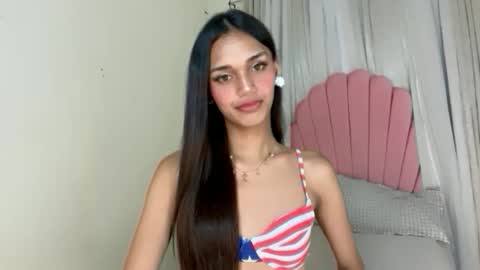 Snapshot of beautyhotasia123 chatting on 10-10-25, 02:49 beautyhotasia123 online show from 10-10-25, 02:49