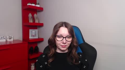 Zoe online show from 02-19-25, 07:28