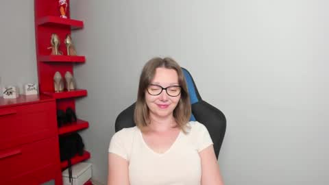 Zoe online show from 05-26-26, 05:36