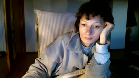Raluca online show from 01-12-25, 03:14