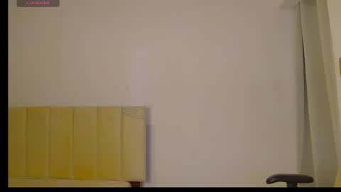 Jennifer online show from 04-11-26, 11:03