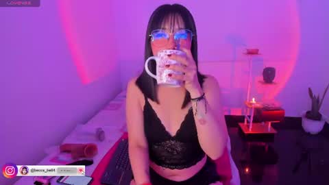 Snapshot of becca_be_ chatting on 06-21-26, 04:15 Becca is here online show from 06-21-26, 04:15