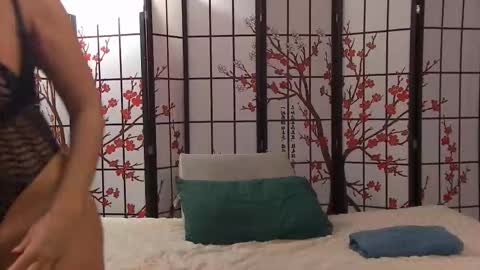 BeccaDelux online show from 10-09-25, 04:54