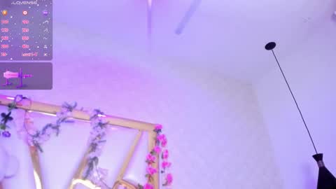 Becca Mathew online show from 11-29-25, 02:25