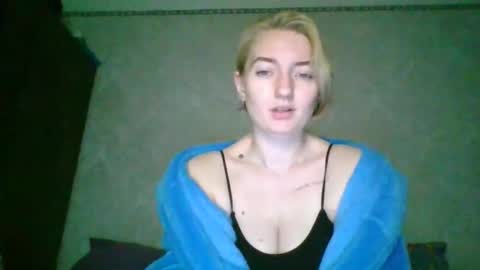 Snapshot of beckixjewelqw chatting on 05-05-26, 09:50 BeckiXJewelqw online show from 05-05-26, 09:50