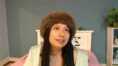 Becky online show from 04-07-26, 12:27