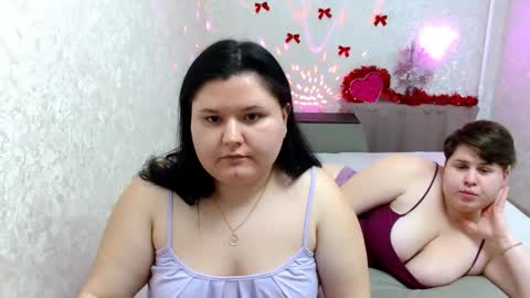 BeckyAndEllen online show from 01-03-25, 02:08