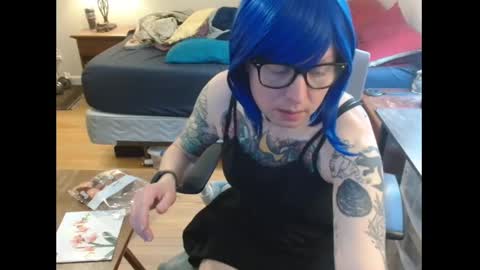Snapshot of beckyking chatting on 02-16-25, 06:21 BeckyKinkg online show from 02-16-25, 06:21