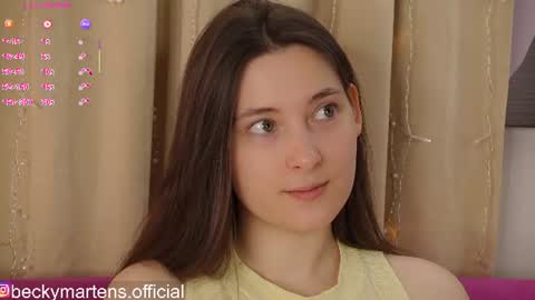 Snapshot of beckymartens chatting on 06-11-26, 03:48 BeckyMartens come join me on while im offline here online show from 06-11-26, 03:48