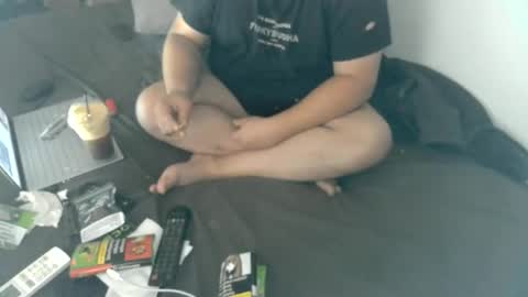 Snapshot of bedroomvibe chatting on 12-22-25, 10:45 bedroomvibe online show from 12-22-25, 10:45