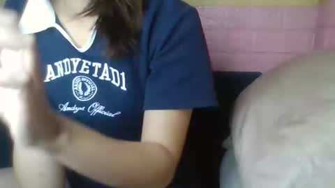 Snapshot of beebaby_xx chatting on 10-18-25, 04:52 beebaby_xx online show from 10-18-25, 04:52
