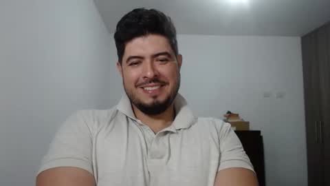 Snapshot of beefypecs_10 chatting on 05-01-26, 12:04 Criss2fer online show from 05-01-26, 12:04