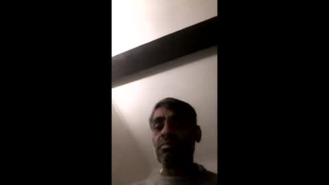 Snapshot of beefyting chatting on 05-17-26, 01:58 zeef online show from 05-17-26, 01:58