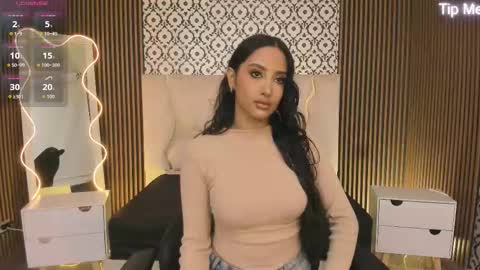 BELLA online show from 10-22-25, 01:33