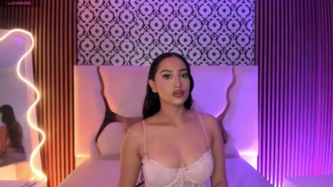 BELLA online show from 02-11-26, 11:48