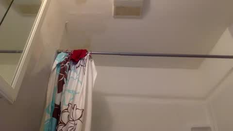 Snapshot of beenduckedoff chatting on 11-14-25, 02:27 beenduckedoff online show from 11-14-25, 02:27